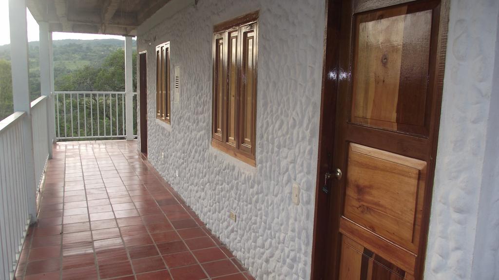 Hotel Ecoturistico Villa Lucy Curití المظهر الخارجي الصورة